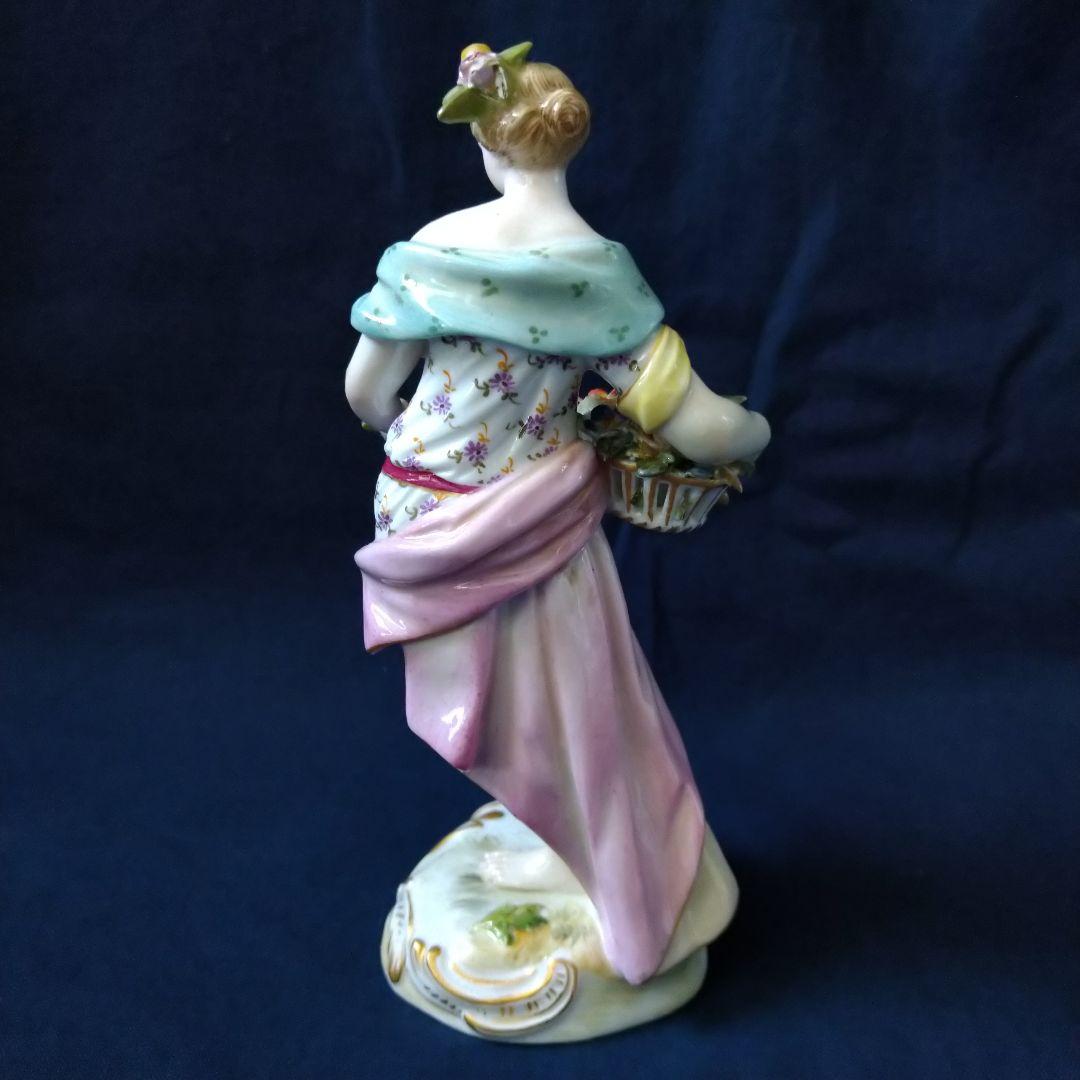 ✤1924年以前・マイセン(Meissen)フィギュリン✤『花かごを持つ少女』