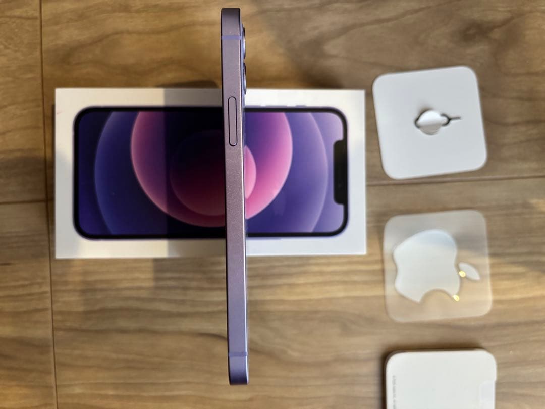 美品　Apple iPhone 12 パープル 本体