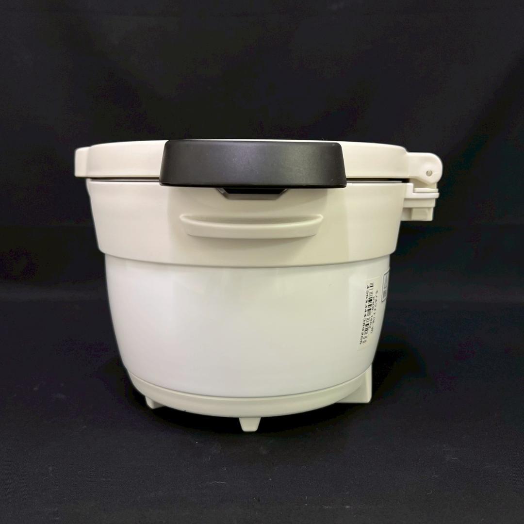 未使用 サーモス シャトルシェフ 真空保温調理器 KBB-1602 モノホワイト