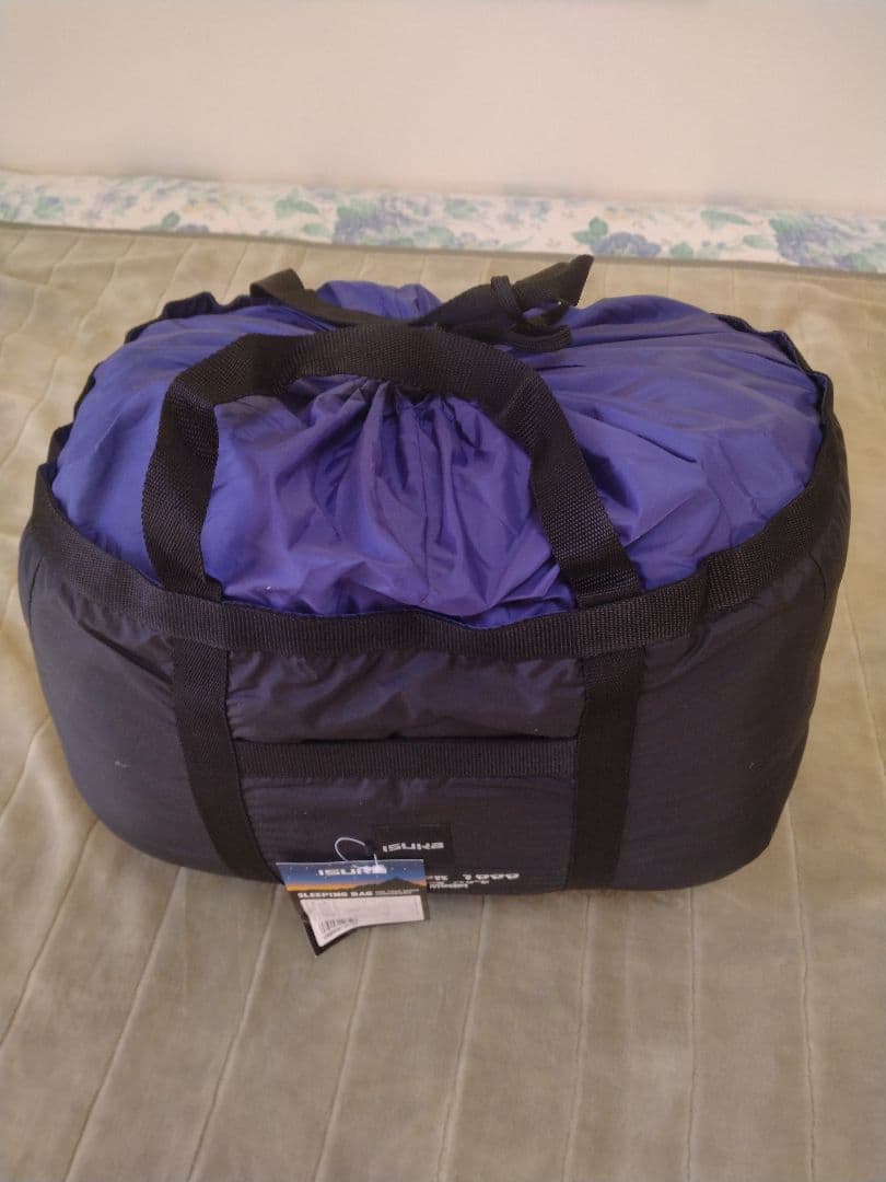中古良品①　イスカ ISUKA Trek1000 シュラフ