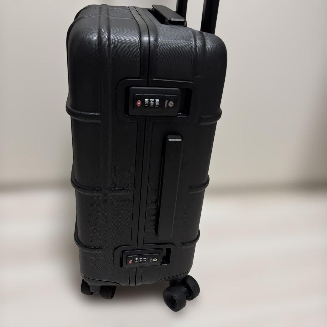 THE NORTH FACE スーツケース 機内持ち込み可