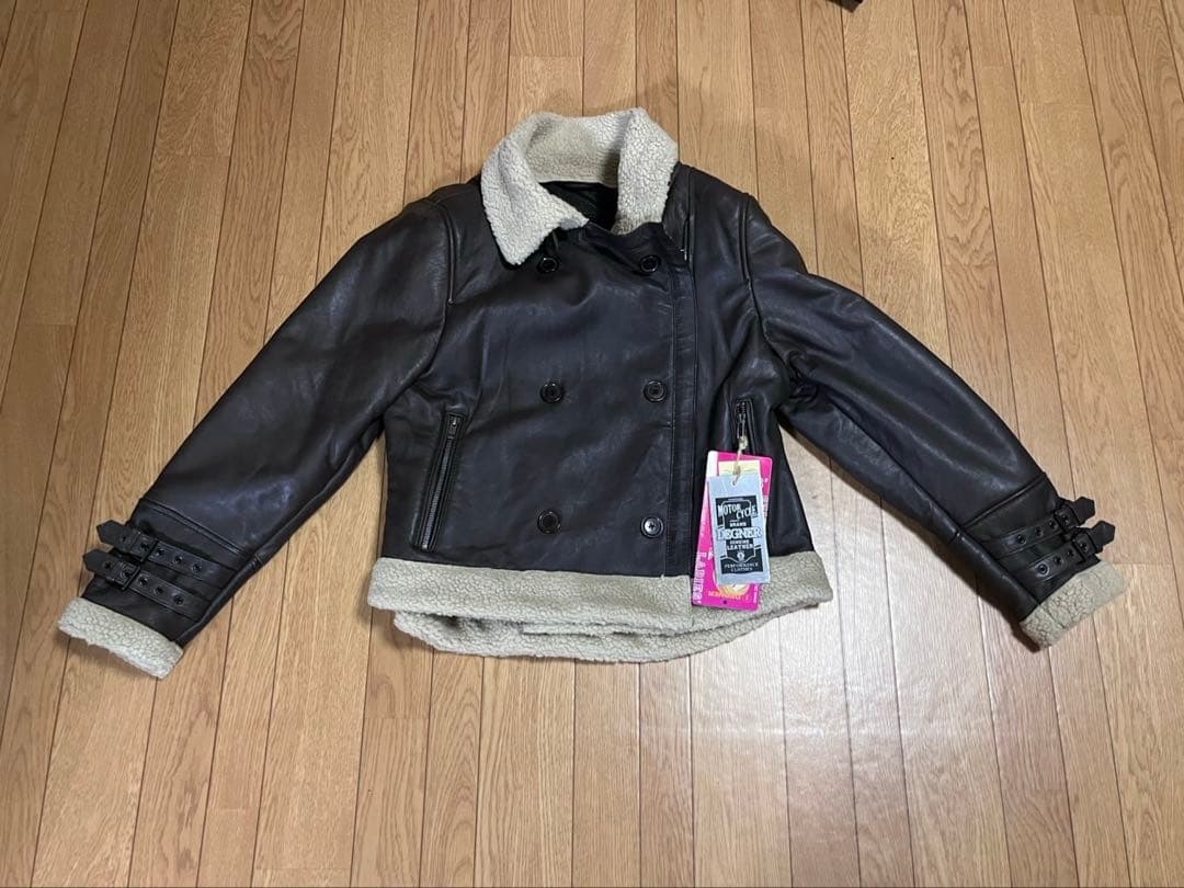 新品　羊革　レディースライダースジャケット　Lサイズ　背部肩肘パット付き