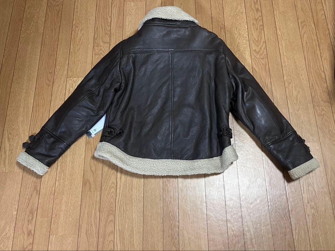 新品　羊革　レディースライダースジャケット　Lサイズ　背部肩肘パット付き