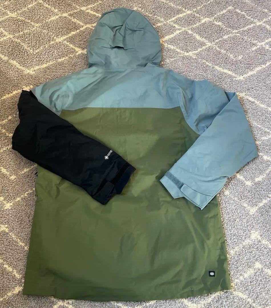 686 GORE-TEX ジャケット　Lサイズ　美品！