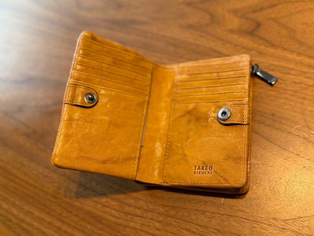 TAKEO KIKUCHI ブラウン三つ折り財布
