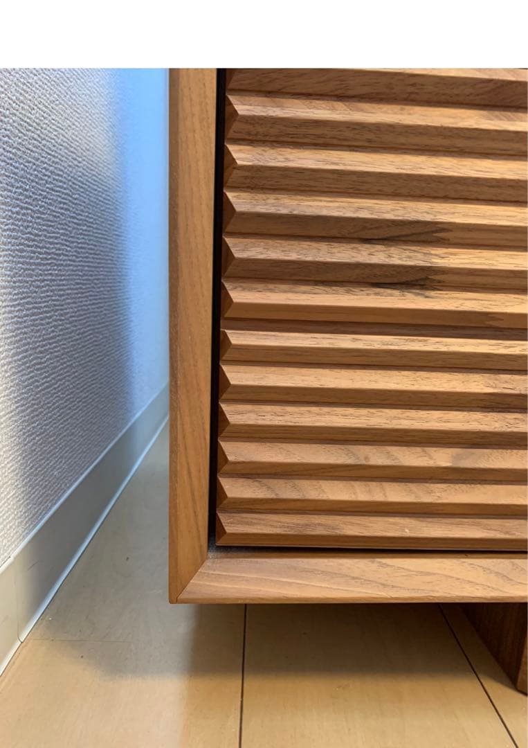カリモク家具ソリットボードウォールナット