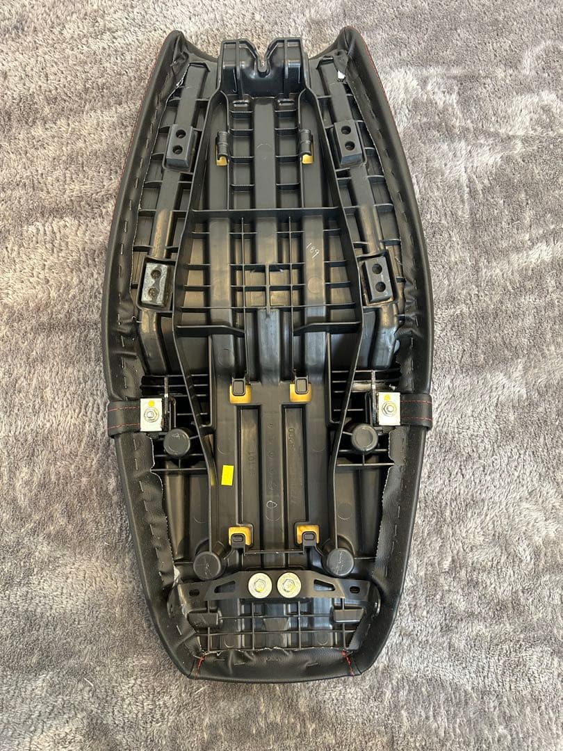 gb350s ローダウンシート　力蔵