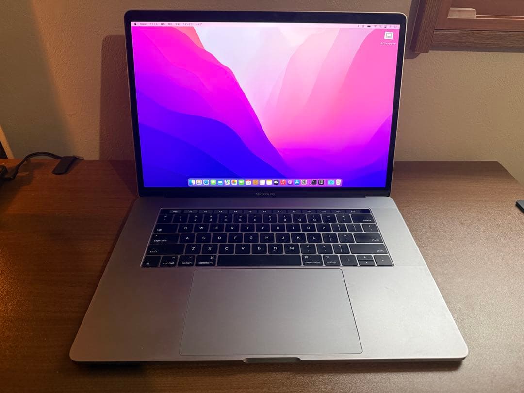 MacBook Pro 15インチ 2016 Touch Bar (US 配列)