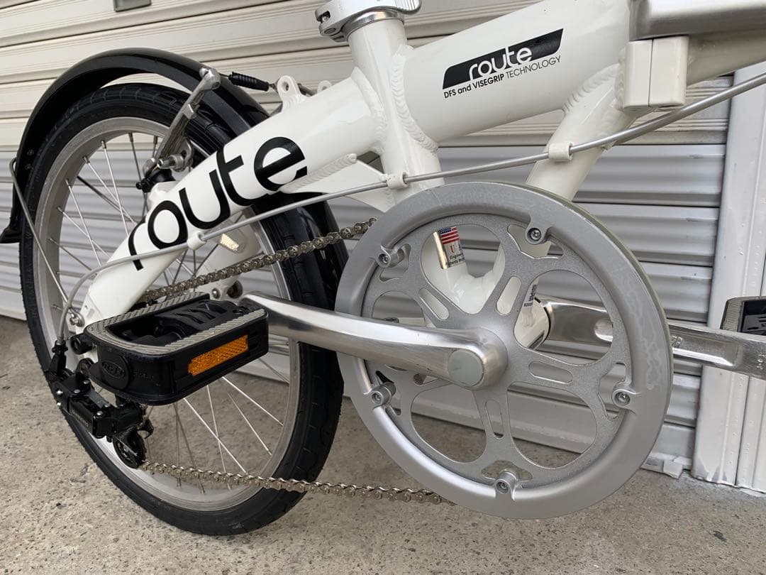 送料無料DAHON 折り畳み自転車route SHIMANO 7速 20インチ