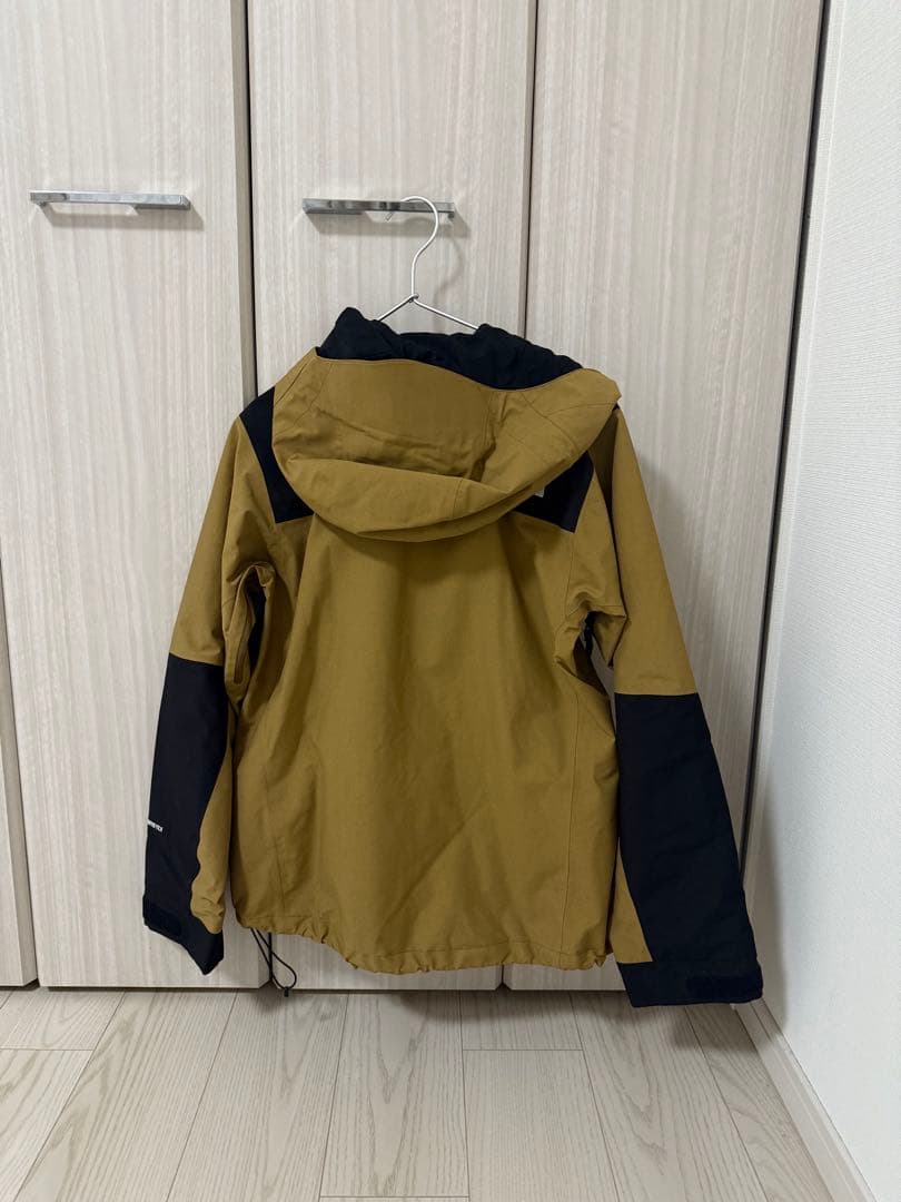 美品The North Face マウンテンパーカー ブラウン/ブラック