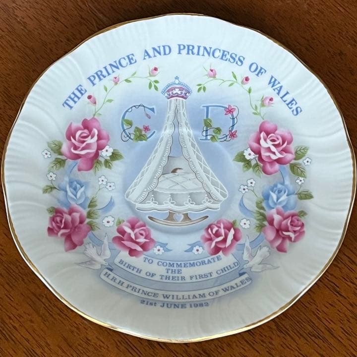 【希少品】英国製　クィーンズ★ウィリアム王子お誕生記念★C/S