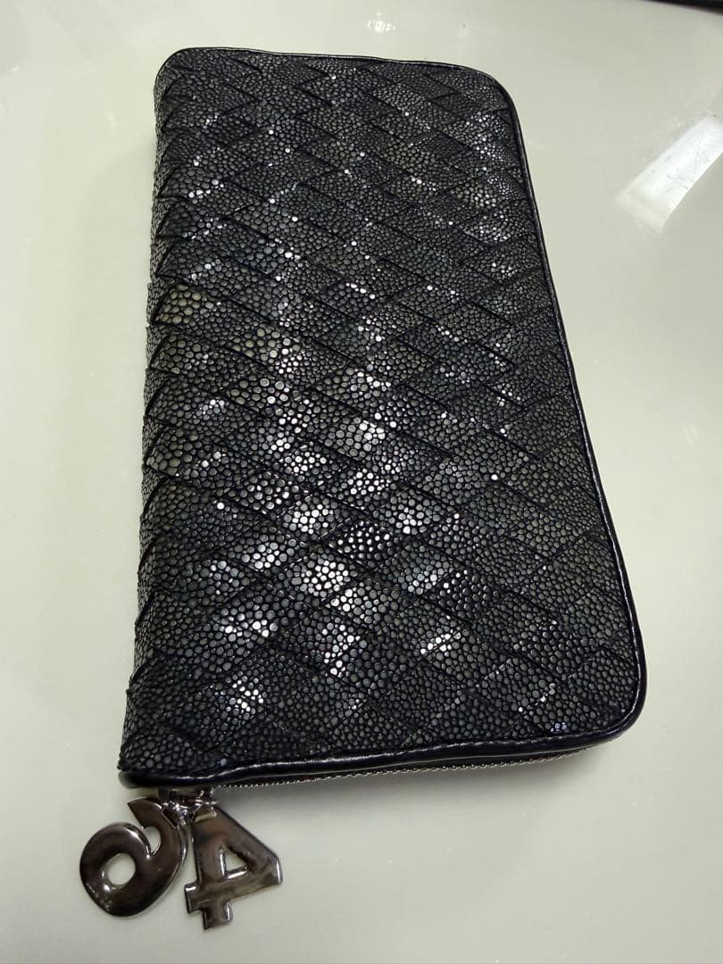 muta ムータ ラウンドファスナー 長財布 エイ革 スティングレイ