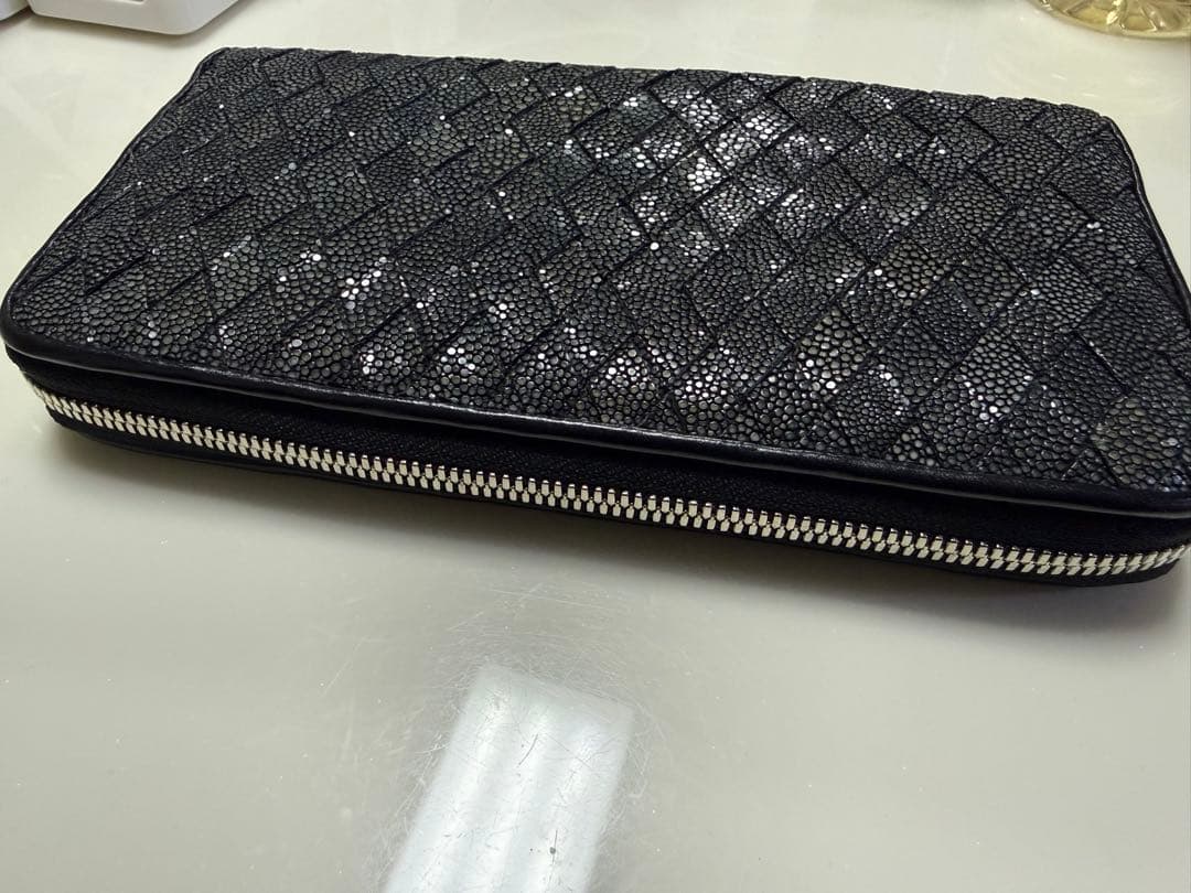 muta ムータ ラウンドファスナー 長財布 エイ革 スティングレイ