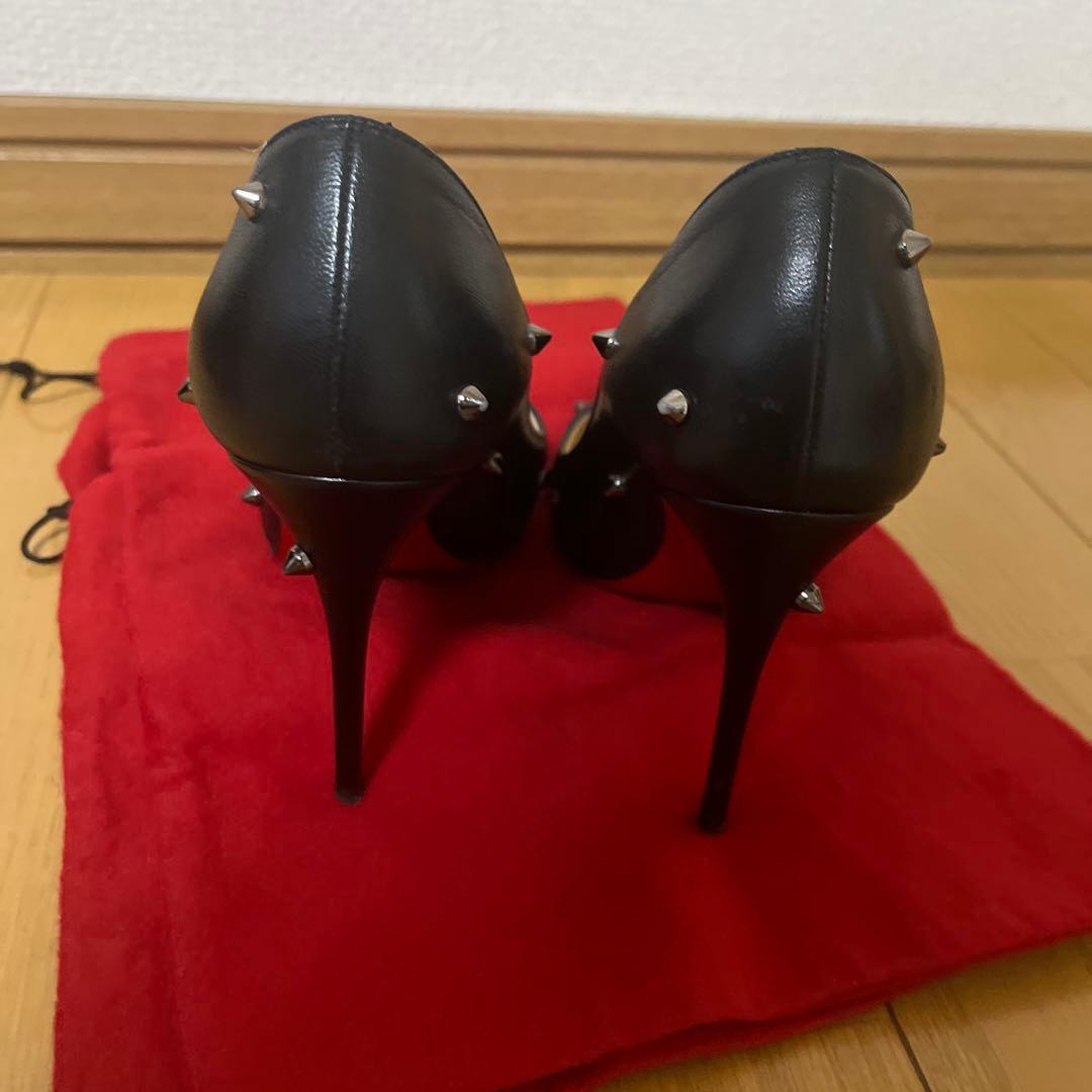 ルブタン黒ハイヒールパンプス24.5