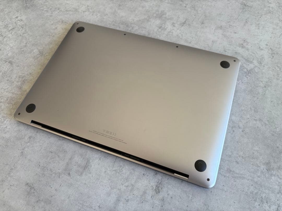 MacBook本体 MacBookPro 2020 8GB