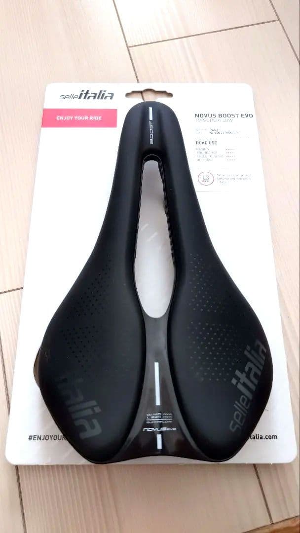 SelleItalia NovusBoostEvo(セライタリア)