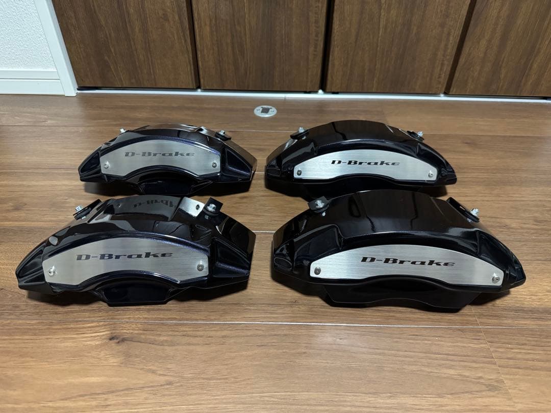 tomoキャリパーカバー＋マフラーカッター