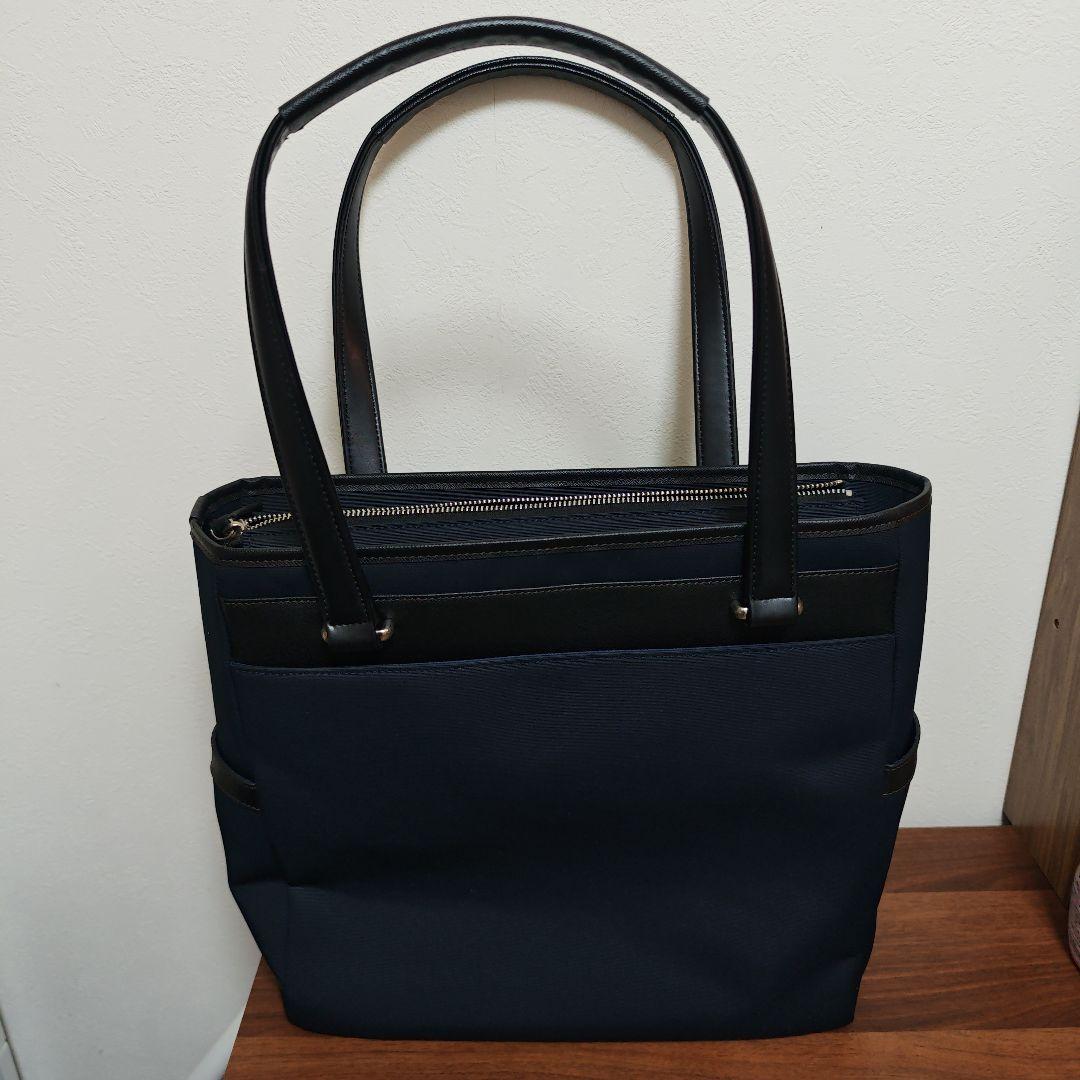 [極美品] タケオキクチ ライニング 撥水 トートバッグ A4