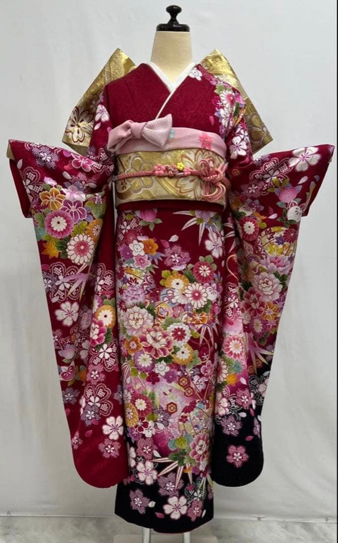 振り袖　フルセット　長襦袢付　ブランド　金彩加工　刺繍入り　銀通　成人式　735