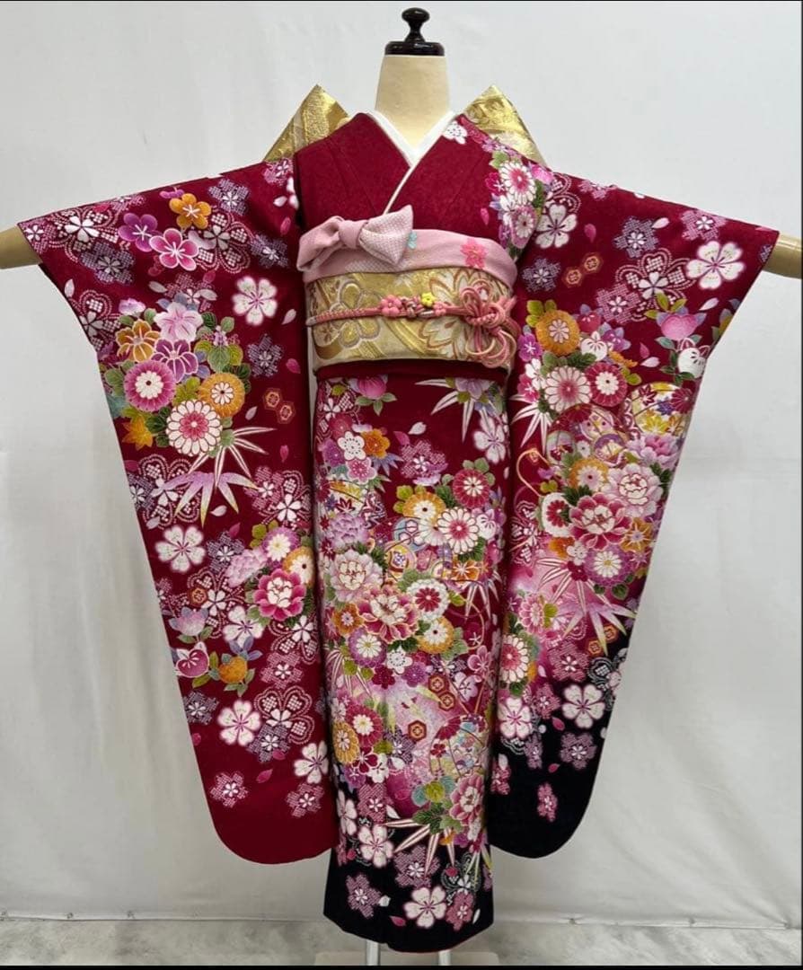 振り袖　フルセット　長襦袢付　ブランド　金彩加工　刺繍入り　銀通　成人式　735