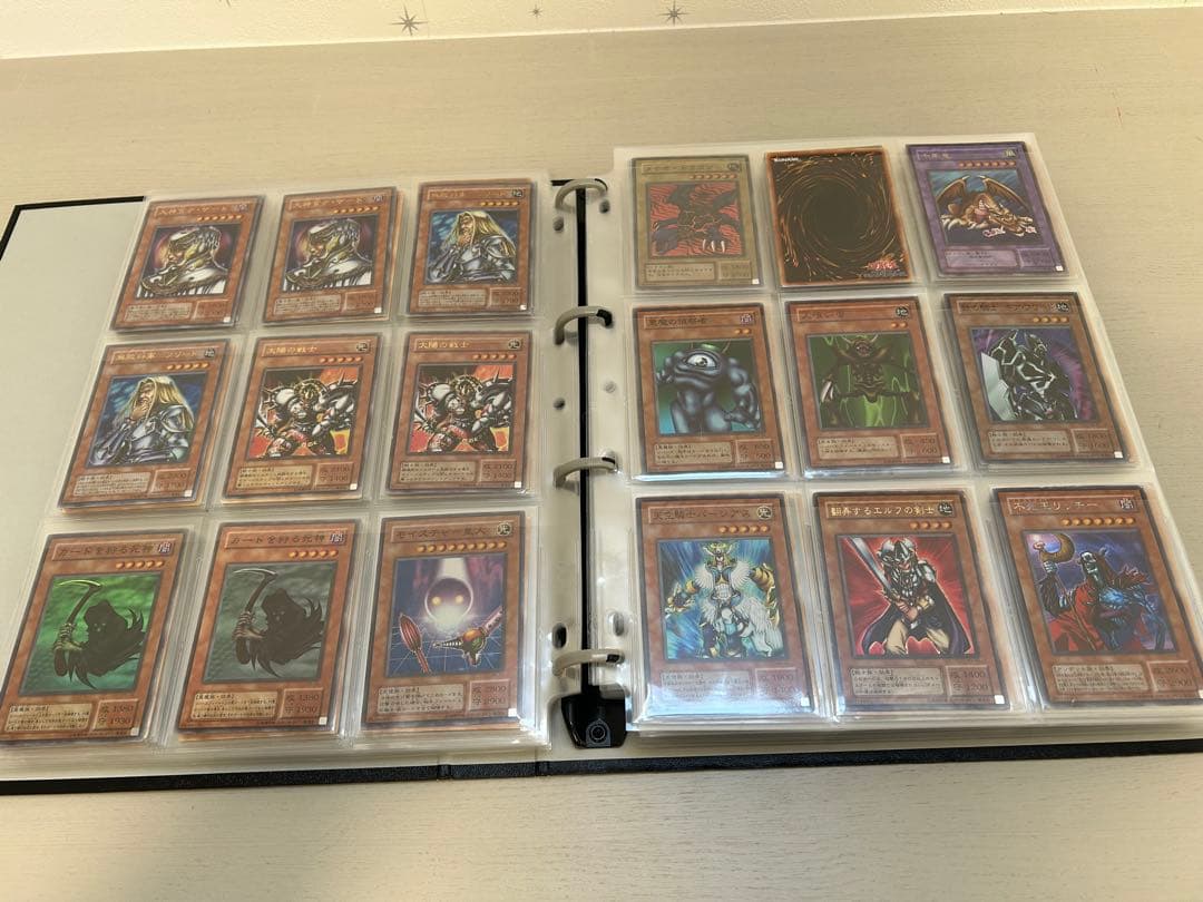 遊戯王　カードファイルごと　引退品