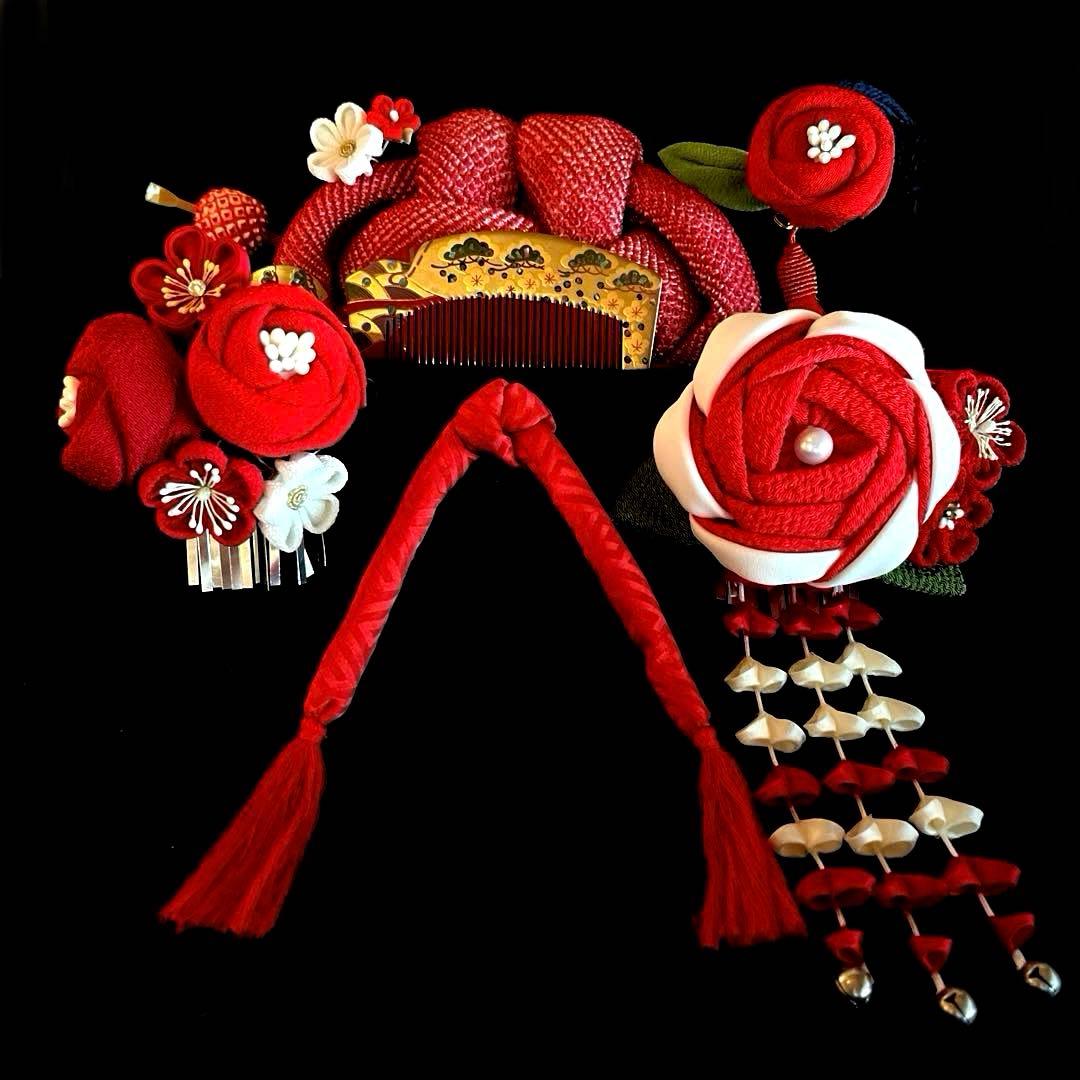 専用です。 日本髪 髪飾り 七五三(7歳) (赤 ・つばき )