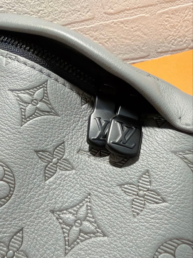 【美品】★お値下げしました★ルイヴィトン　モノグラム　バムバッグ　ウエストバッグ