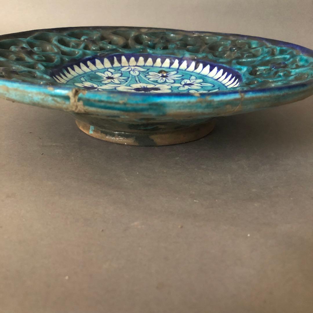 ペルシャ陶器　骨董　青瓷窯　花草文様　飾皿　イスラエル陶器　古美術