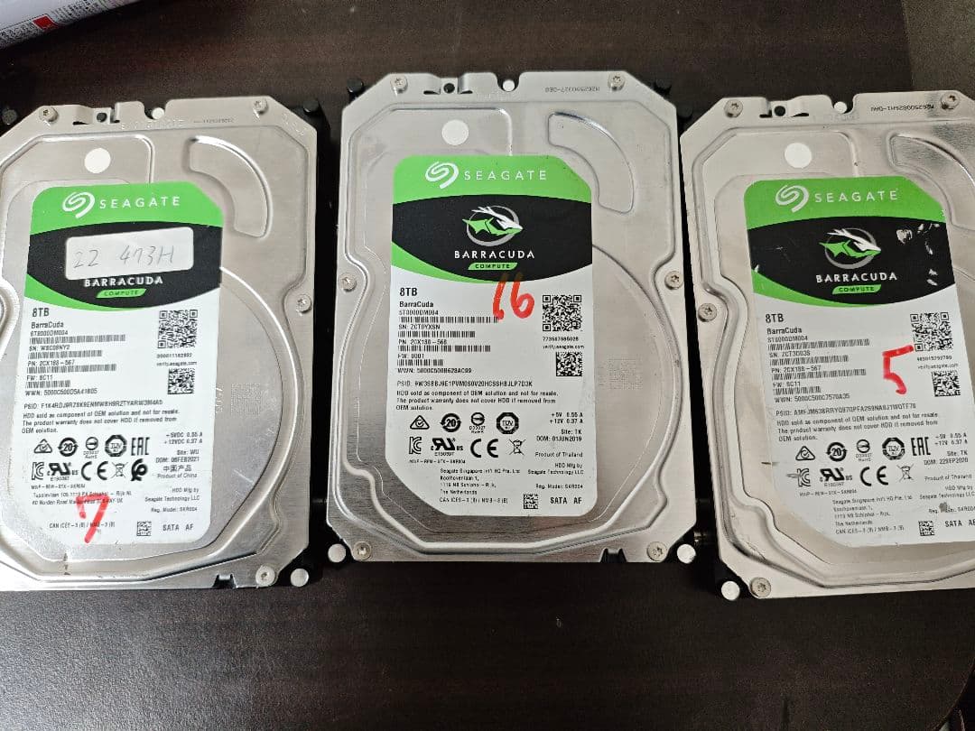 u*i様 Seagate Barracuda 内蔵型HDD 8T　3台セット