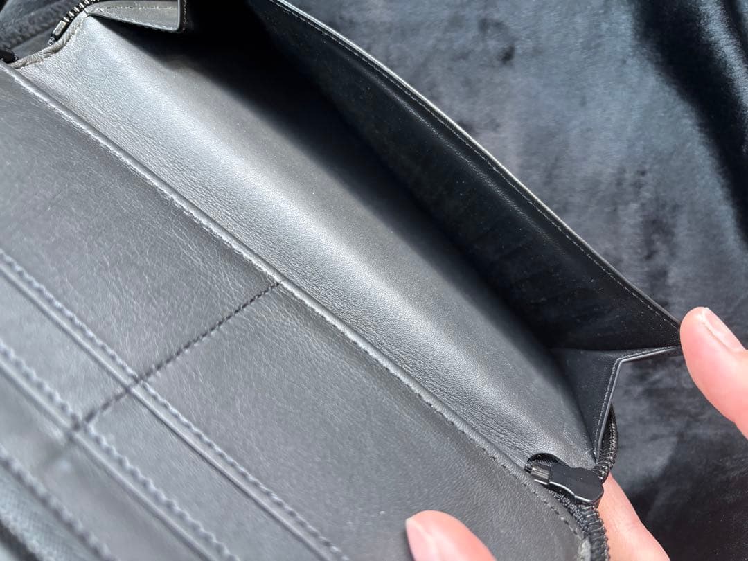 Louis Vuitton ブラック レザー 長財布