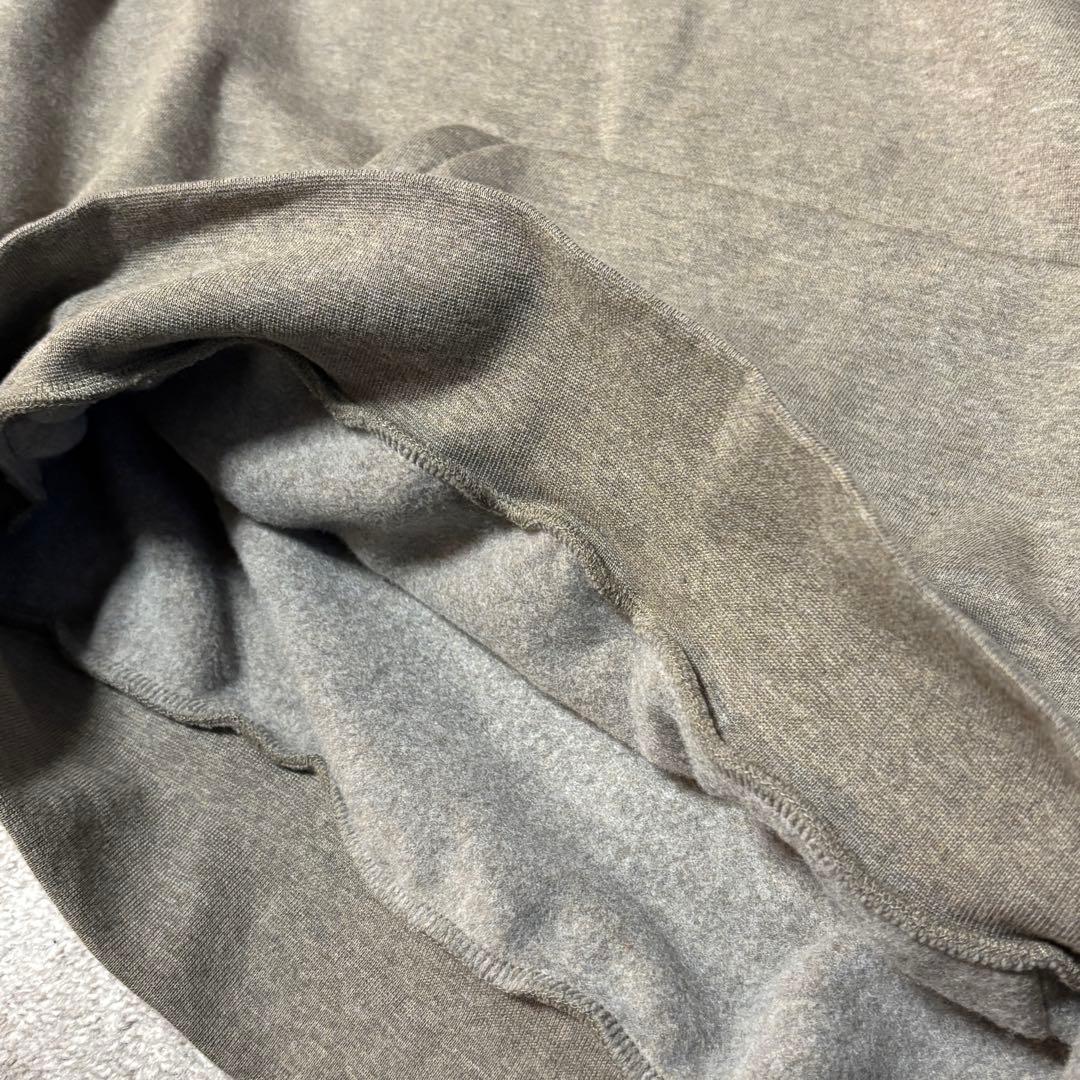 fear of god essentials パーカー 立体ロゴ L