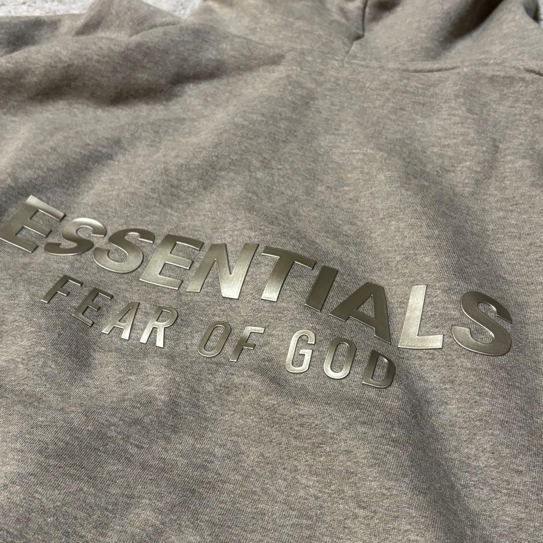 fear of god essentials パーカー 立体ロゴ L
