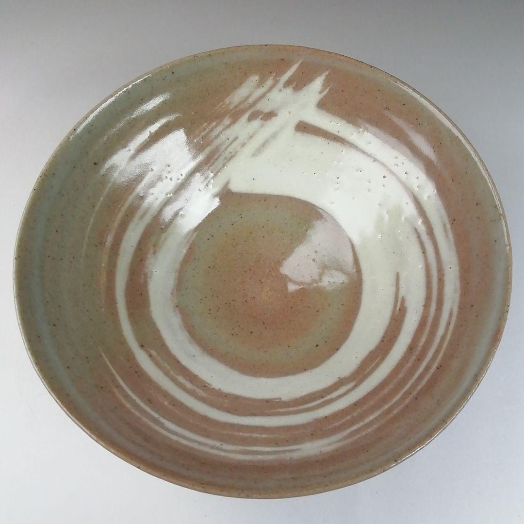 Ｔ６３３　茶碗　『刷毛目　平茶碗』『渡辺六郎』　共箱　抹茶碗　茶道具