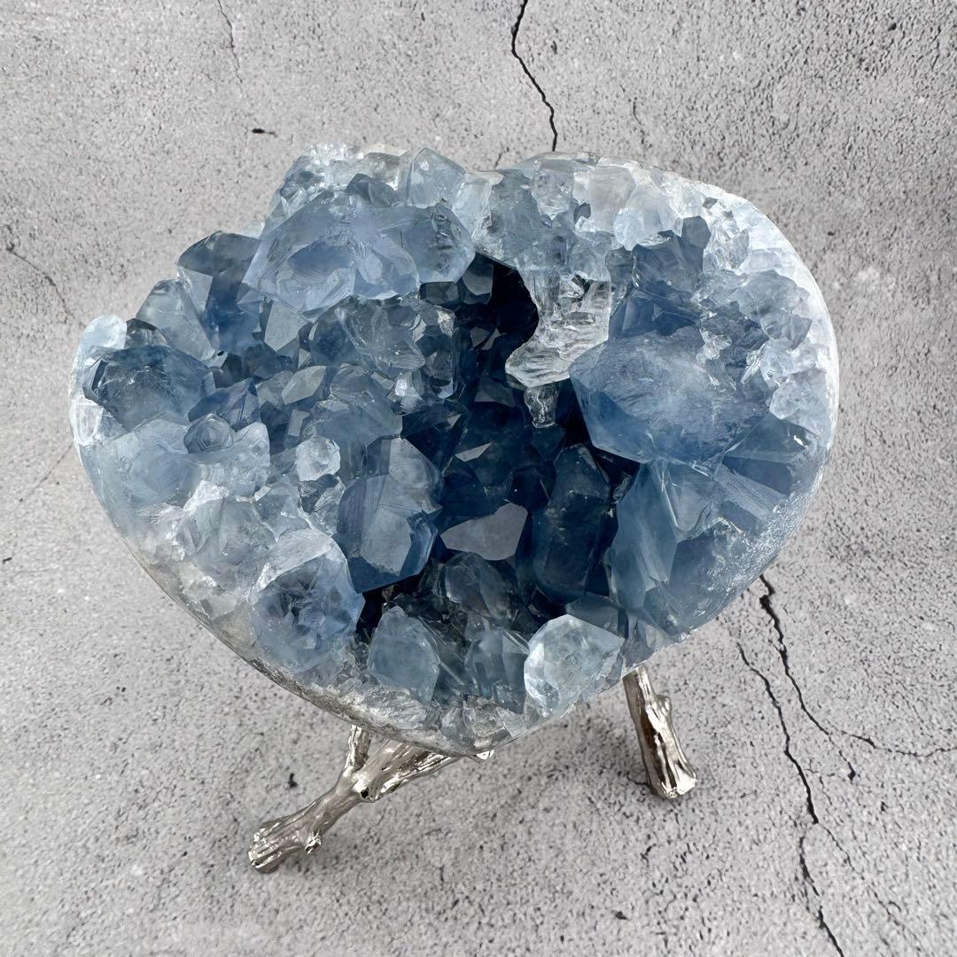 G-177セレスタイトハート型原石　天然石　ブルーストーンクラスター1.84kg