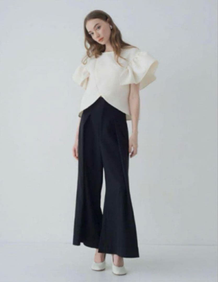 maison de dolce. フィオーレトップスホワイト