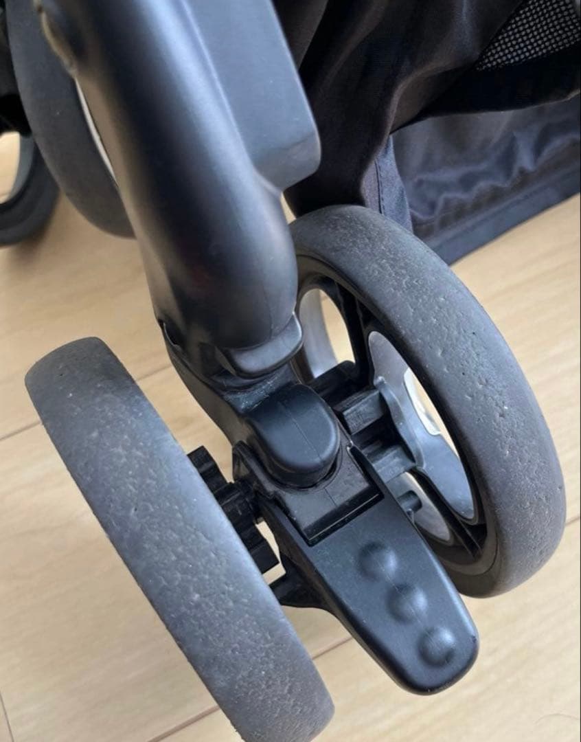 Aprica アップリカ　ラクーナビッテクッション　限定モデル