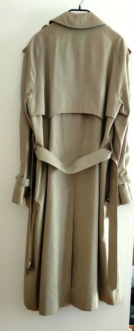 アクアスキュータム トレンチコート　XL