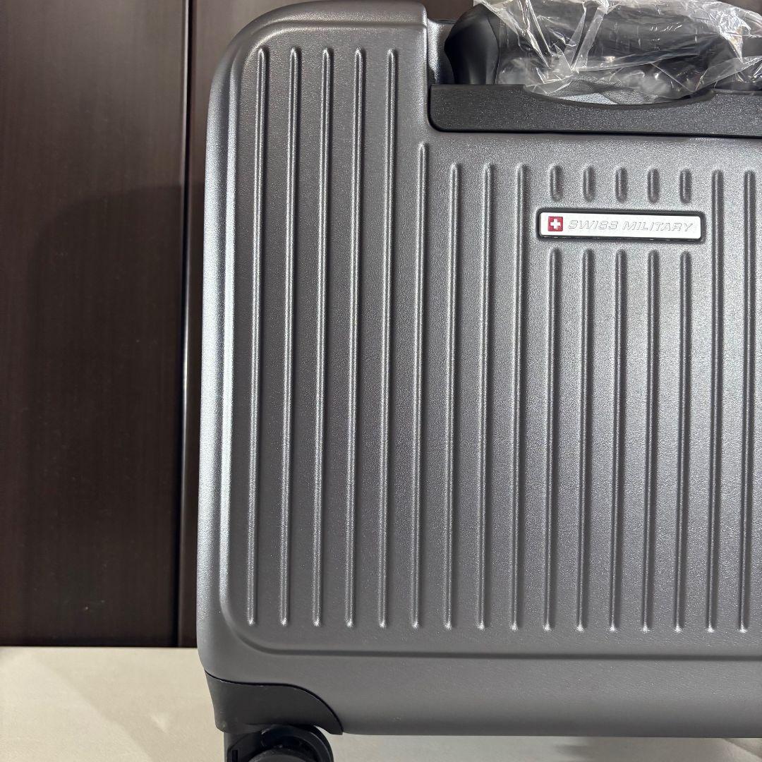 スイスミリタリー SM-C318 18in スーツケース 37L（拡張時42L）