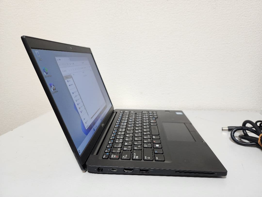 美品　DELL Latitude 7390 i5 8GB 256GB