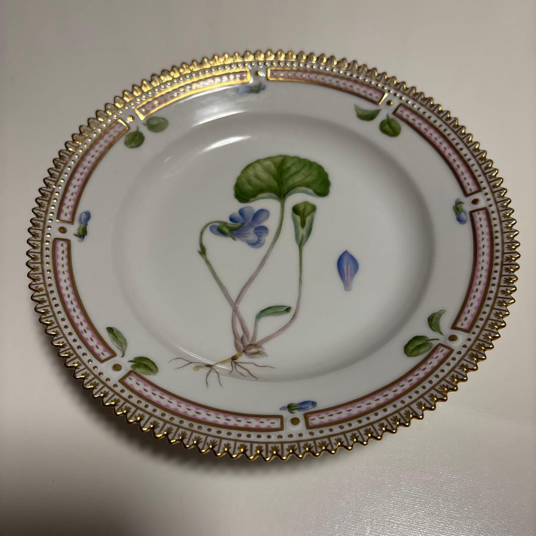 楽しい☆ロイヤルコペンハーゲン フローラダニカ プレート 17cm