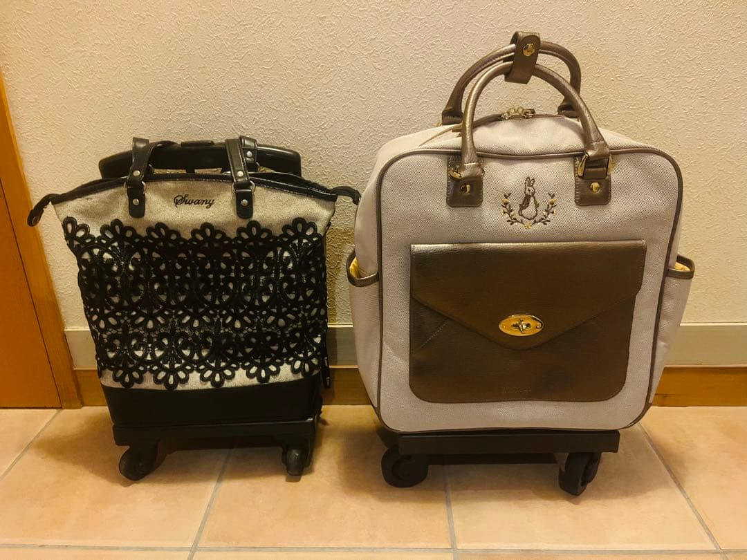 Swany レース装飾 キャリーケース