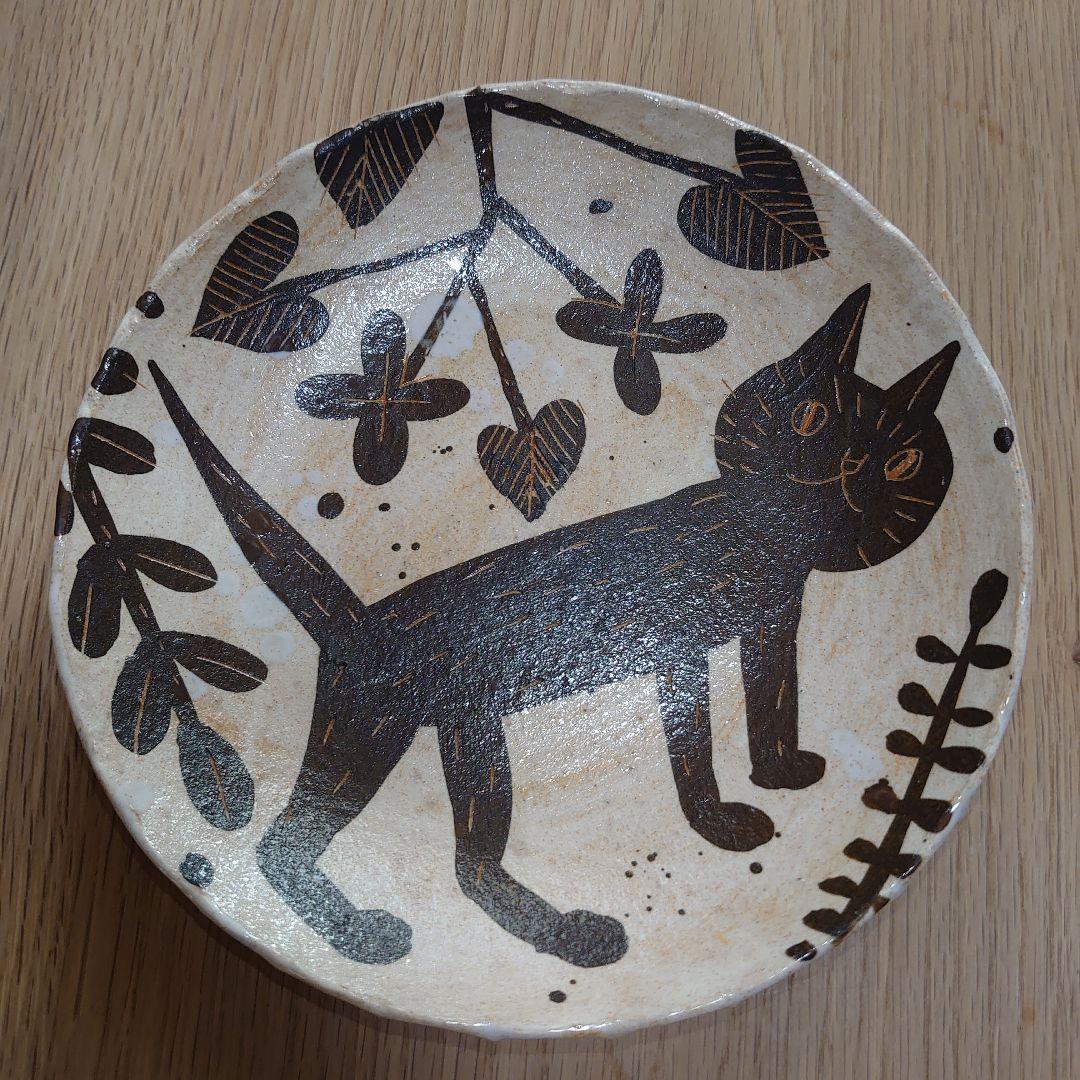 鹿児島睦さん　プレート　ネコ
