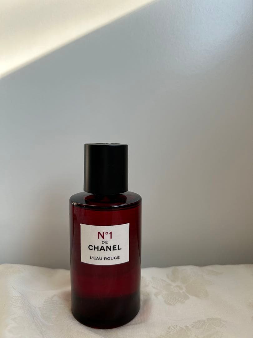 【CHANEL】ロー ルージュ N°1 ドゥ シャネル