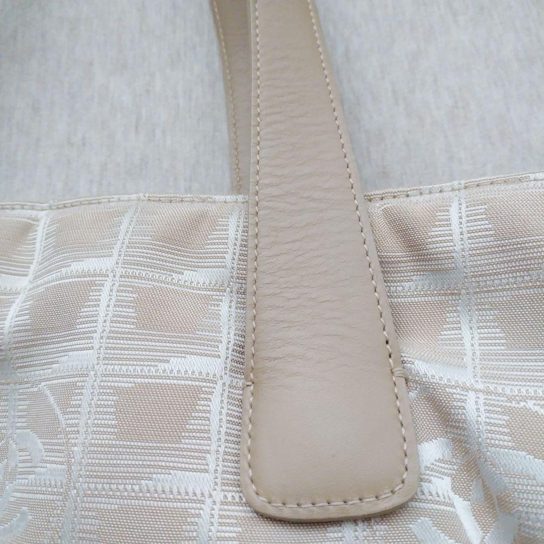 CHANEL シャネル ニュートラベルライン トートバッグ
