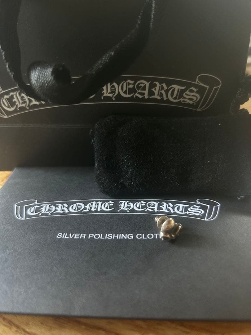 Chrome Hearts ハートスタッツピアス　クロムハーツsilver