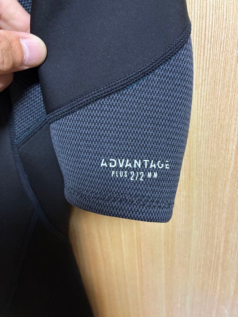 Hurley ハーレー2/2mm 半袖スプリングウェットスーツ　ML