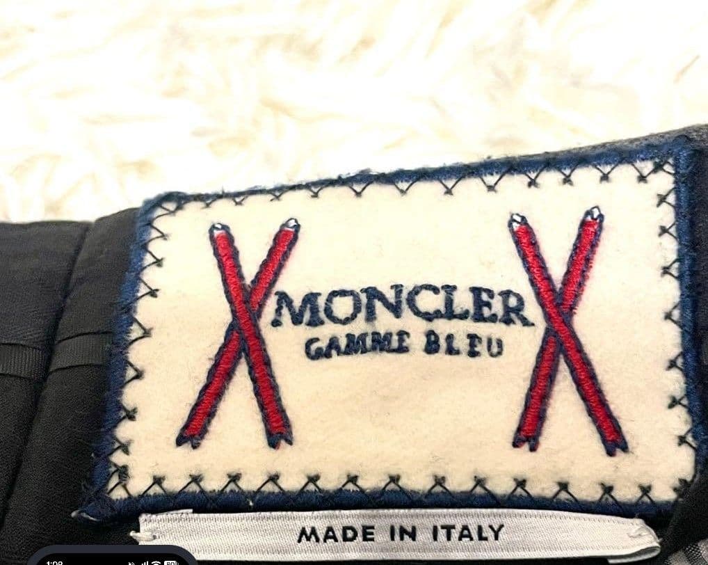 MONCLER ガムブルー