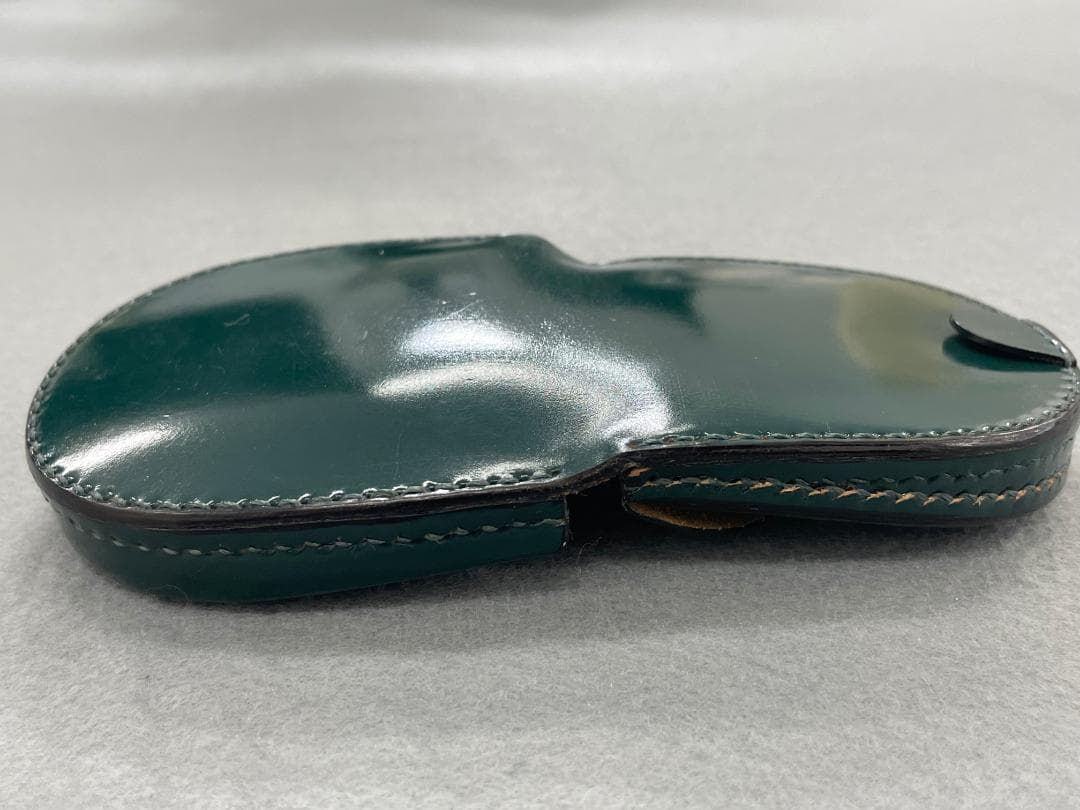 【未使用】ケース　コードバン　馬蹄形　小銭入れ　ダークグリーン