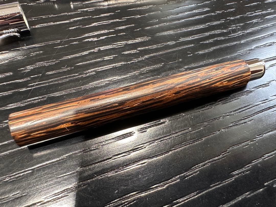 ア*ム様 ファーバーカステル アンビション ココスウッド 万年筆 F
