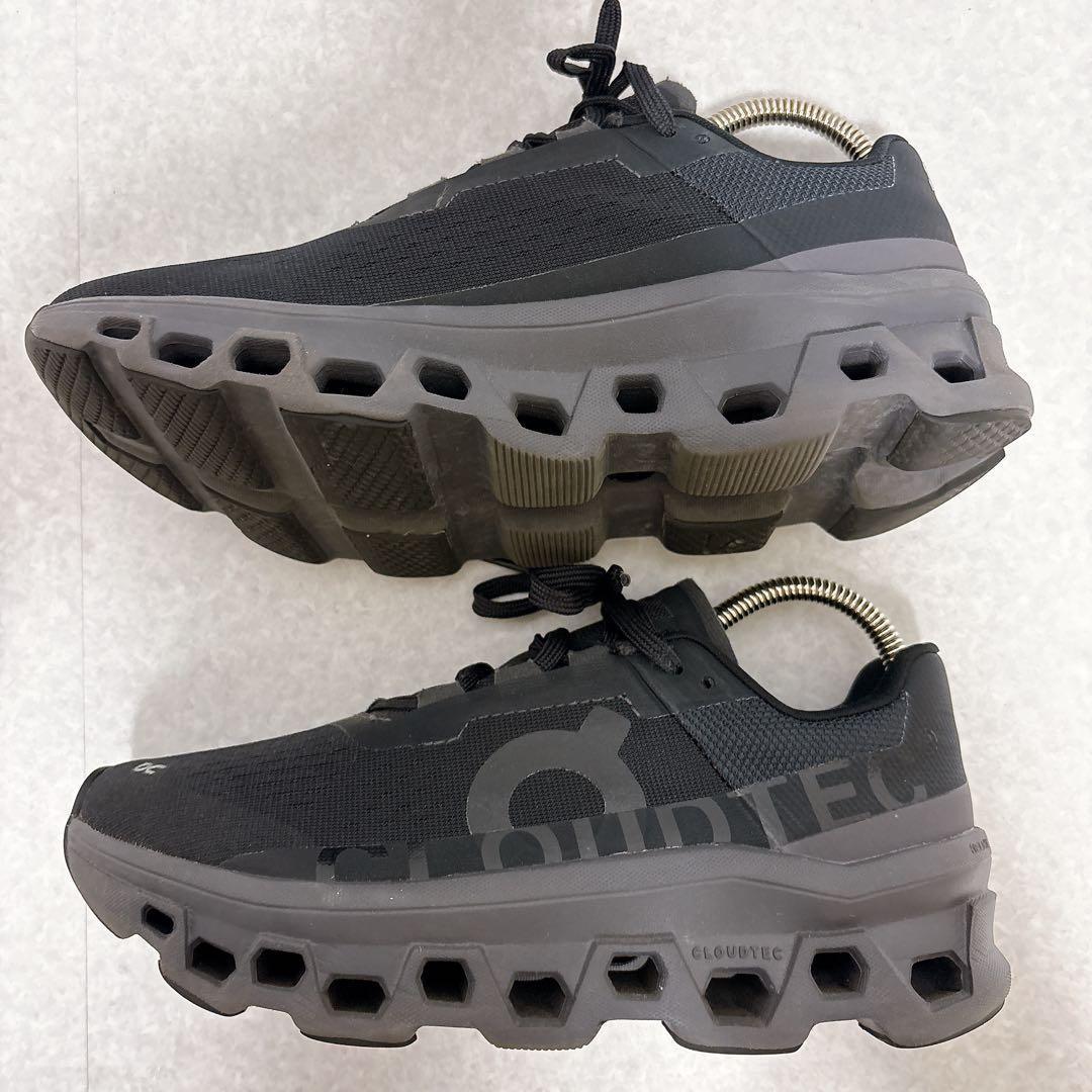 ⭐美品⭐On オン Cloudmonster クラウドモンスター 黒 24㎝